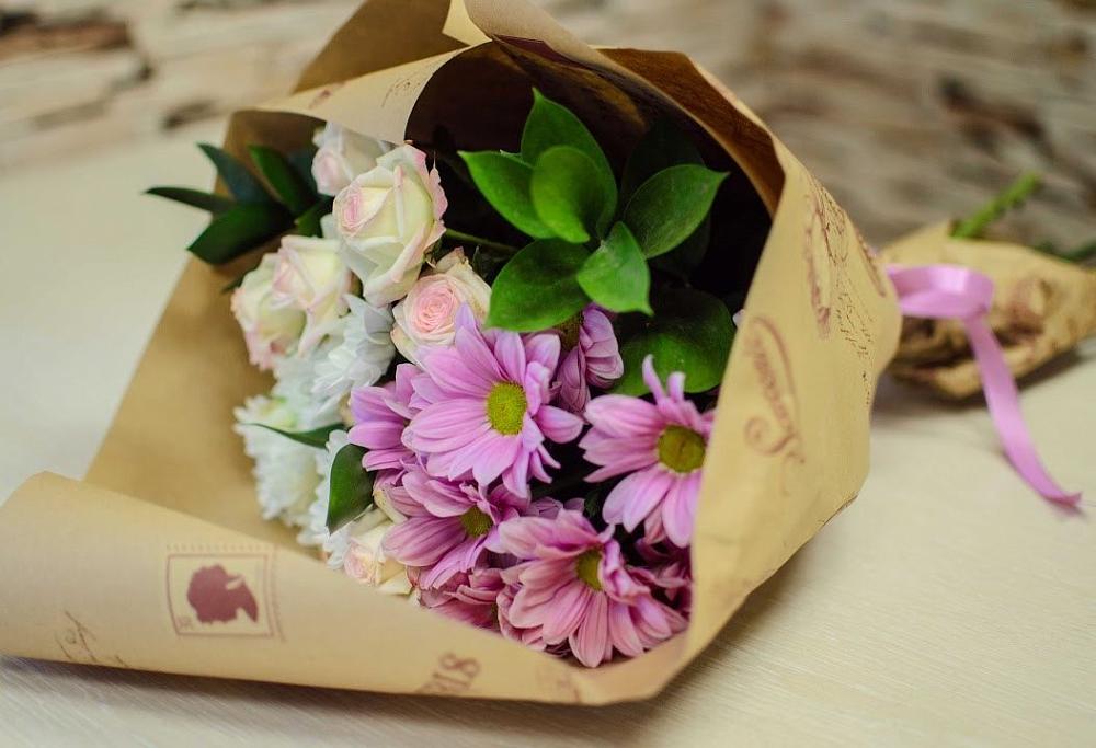 Букет цветов из: Розы и Хризантемы в Мытищах