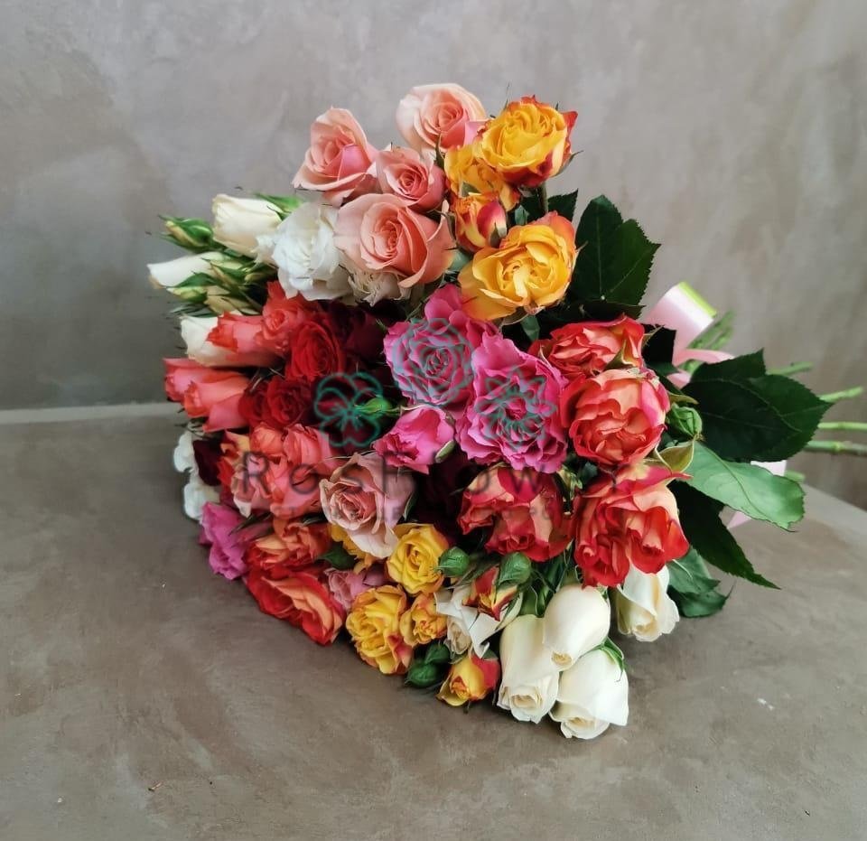 Букет цветов из: Розы в Мытищах