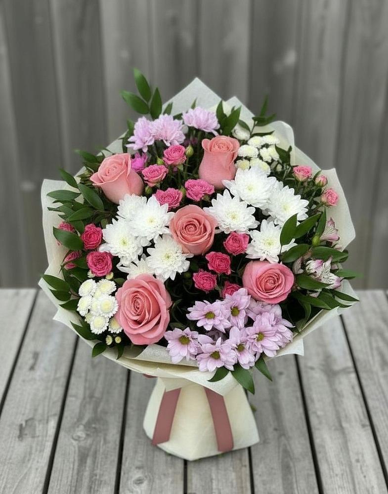 Букет цветов из: Альстромерии, Гвоздики, Розы и Хризантемы в Мытищах
