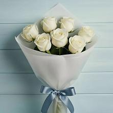 Букет 7 Белых роз Эдлесс Лав в Мытищах