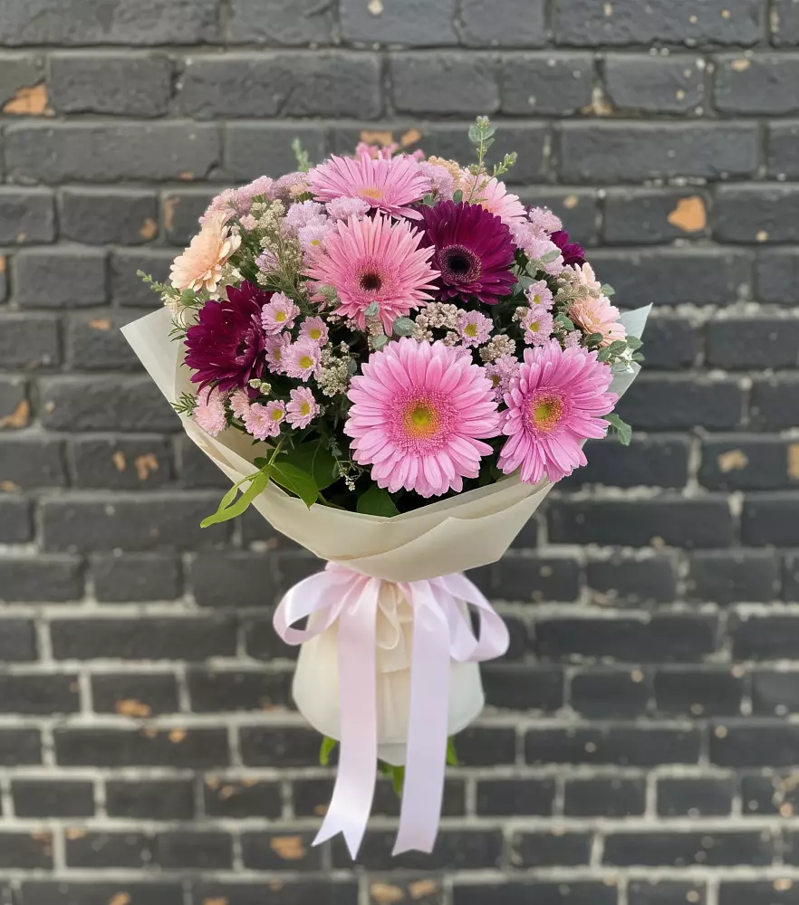 Букет цветов из: Герберы и Хризантемы в Мытищах