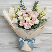 Букет цветов из:  Лизиантусы в Мытищах