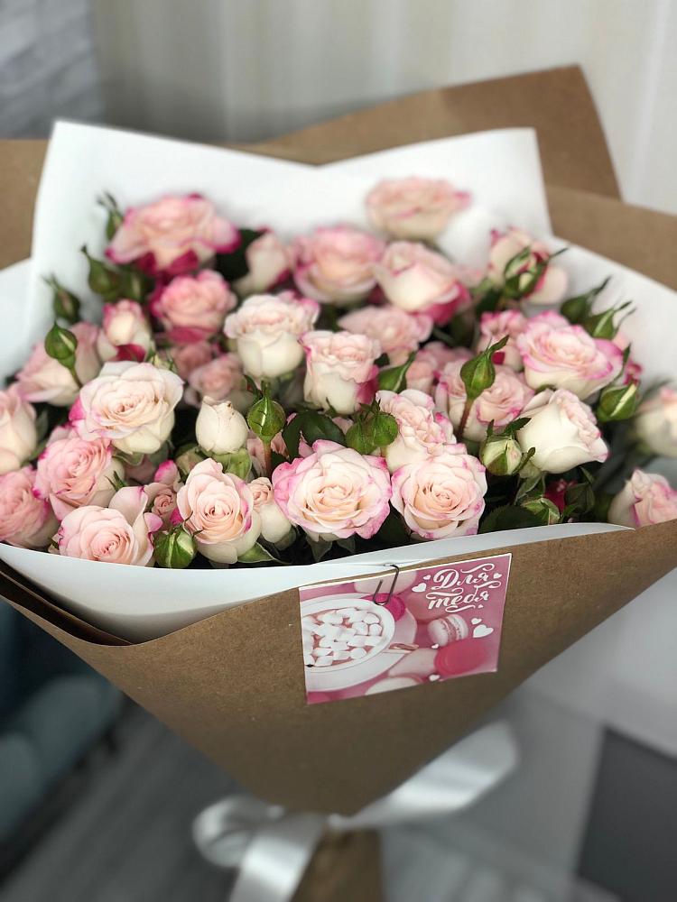 Букет цветов из: Розы в Мытищах