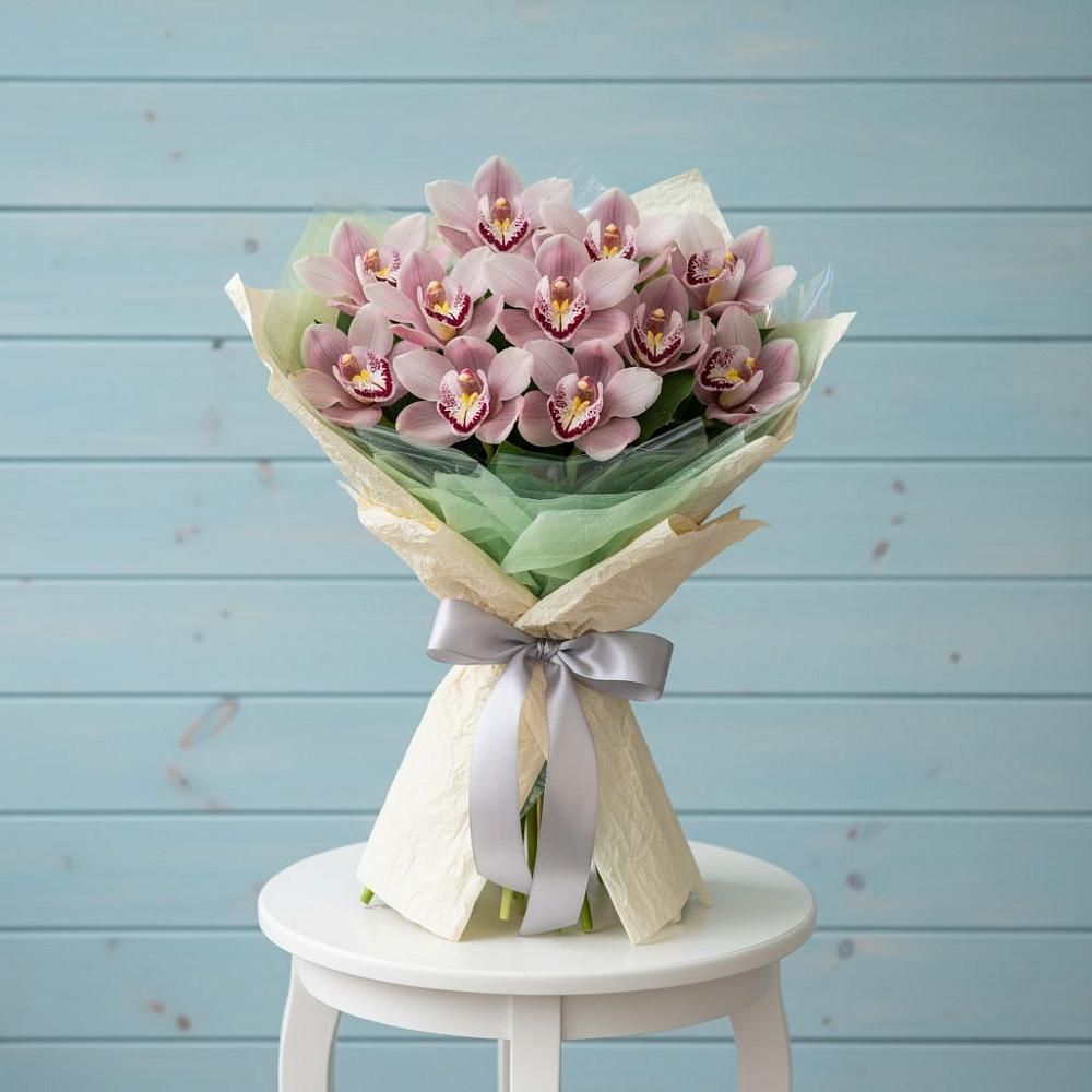 Букет цветов из: Орхидеи и Розы в Мытищах