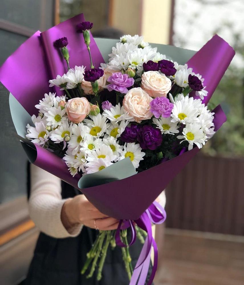 Букет цветов из: Хризантемы, Гвоздики и Розы в Мытищах