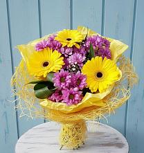 Букет цветов из:  Хризантемы и Герберы в Мытищах