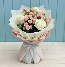 Букет цветов из:  Розы в Мытищах