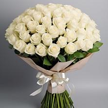 Букет 101 беля роза Белоснежка в Мытищах