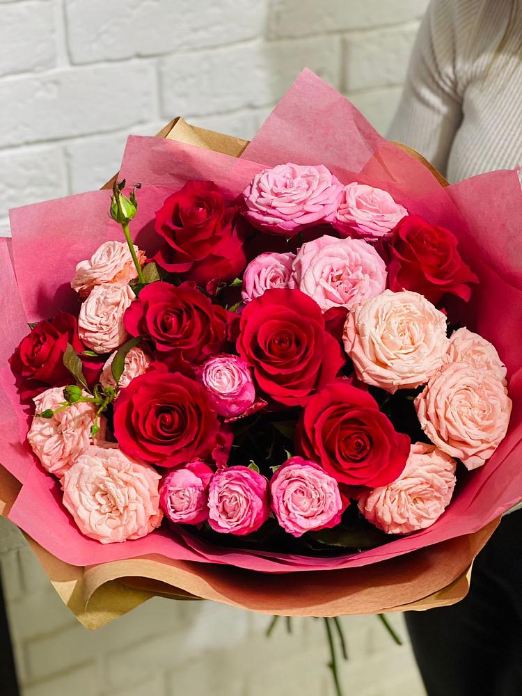 Букет цветов из: Розы в Мытищах