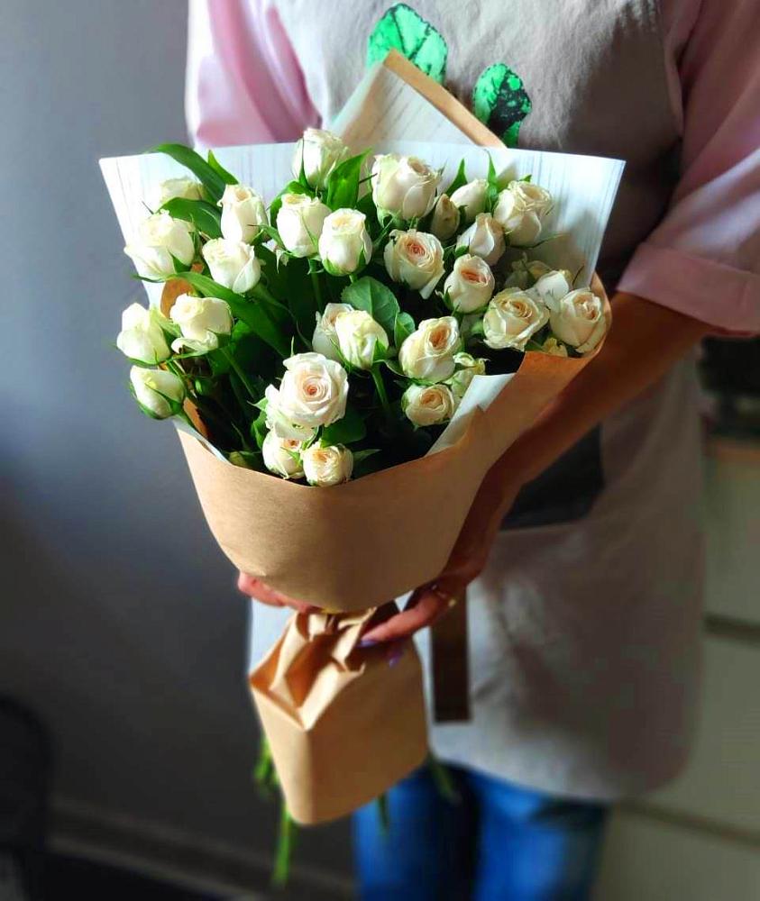 Букет цветов из: Розы в Мытищах