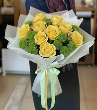 Букет цветов из:  Хризантемы и Розы в Мытищах