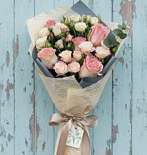 Букет цветов из:  Розы в Мытищах