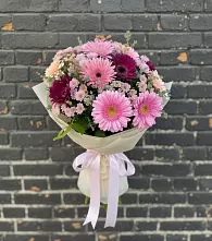 Букет цветов из:  Герберы и Хризантемы #REPLACE_PRED# Мытищах