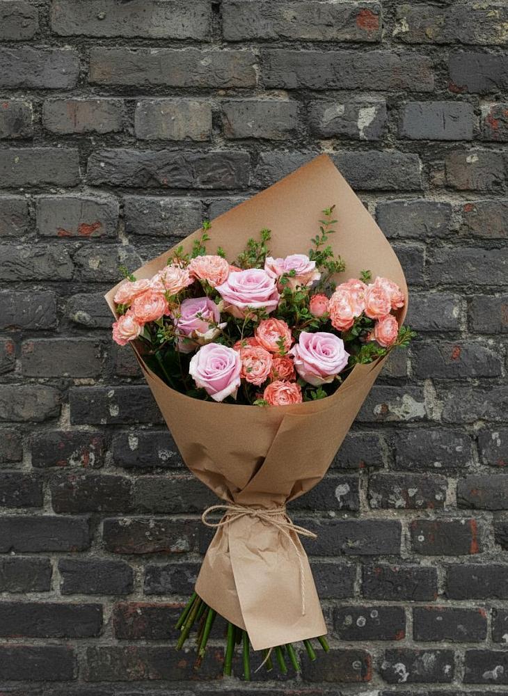 Букет цветов из: Розы в Мытищах