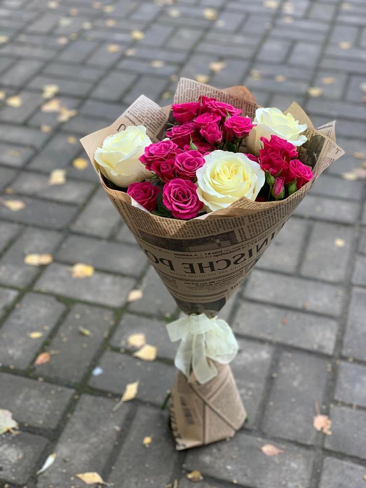 Букет цветов из: Розы в Мытищах