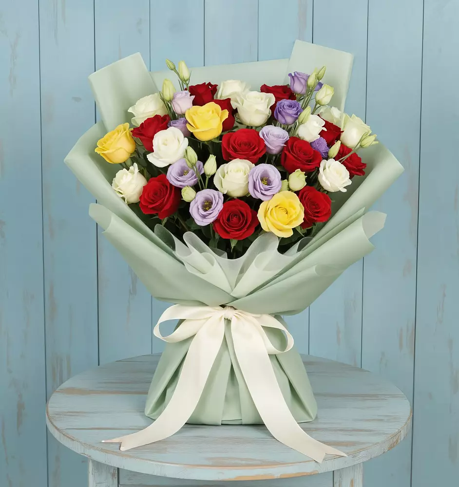 Букет цветов из: Розы в Мытищах